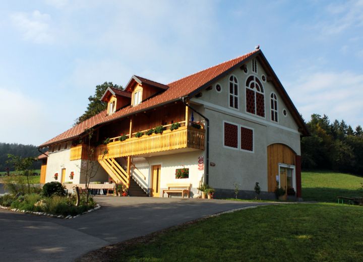 PODPEČAN