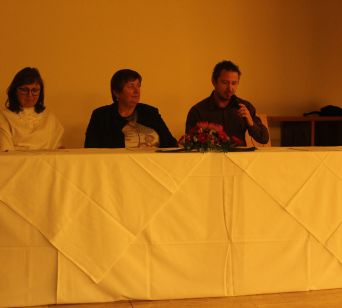 Delovno predsedstvo v sestavi Jani Božič, Danijela Borko in Andreja Žolnir, KGZS-Zavod Celje