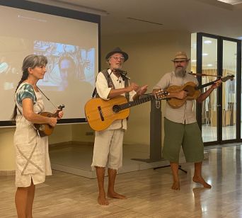 Lokalna etno -folk skupina Bosi je poskrbela za prijeten zaključek dogodka.
