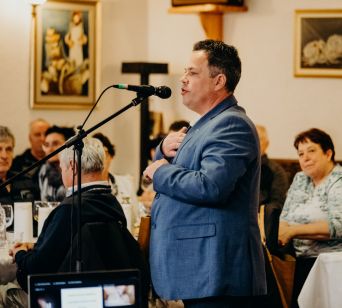 V imenu občine Dravograd je udeležnce pozdravil podžupan Robi Plimen